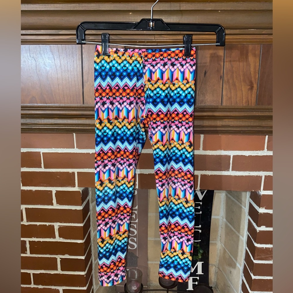 Colorful Zigzag Pattern Kids Leggings